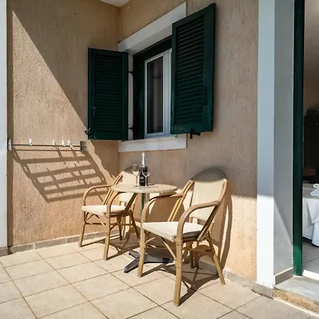 Appartement Anemona A *